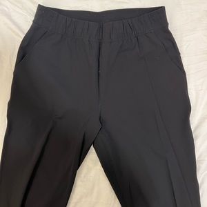 Aritzia the Group by Babaton Weekender Pant